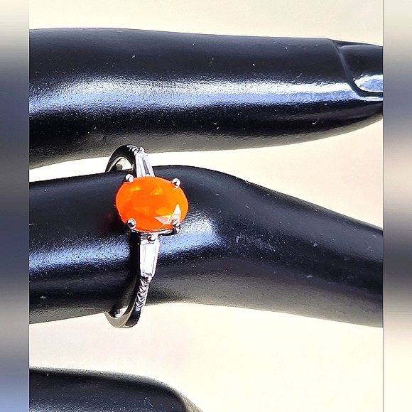 925 Sterling Silver Ring with Natural Orange Opal Gemstone - Picture 2 of 10